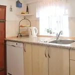 Three-bedroom In Feriehus *