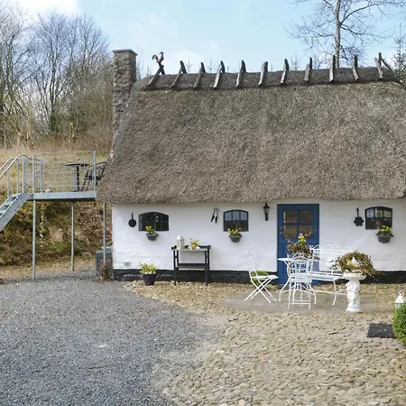 Three-bedroom In Holiday home Give