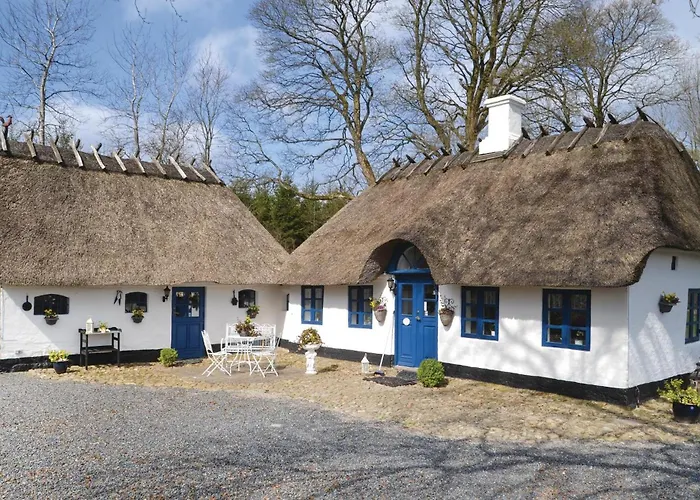 Holiday home Three-bedroom In